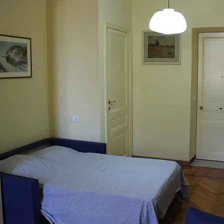 Lägenhet Corso G. Garibaldi - 6 *